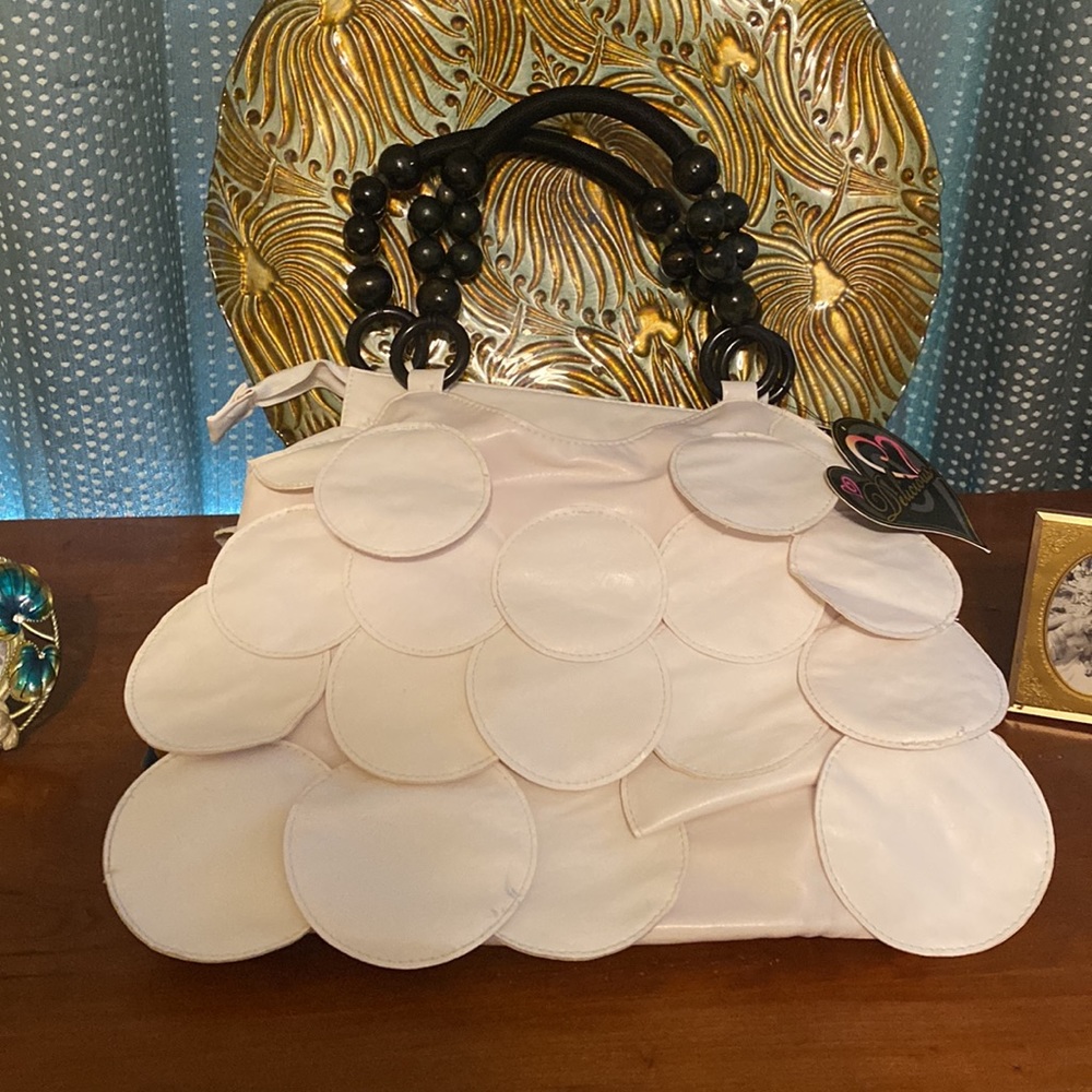 Delicious brand new white purse